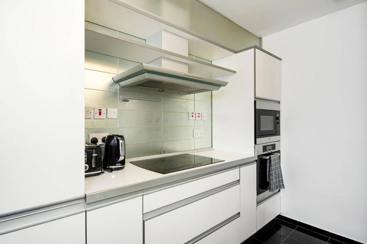 Large And Central 2 Bed London Eksteriør bilde
