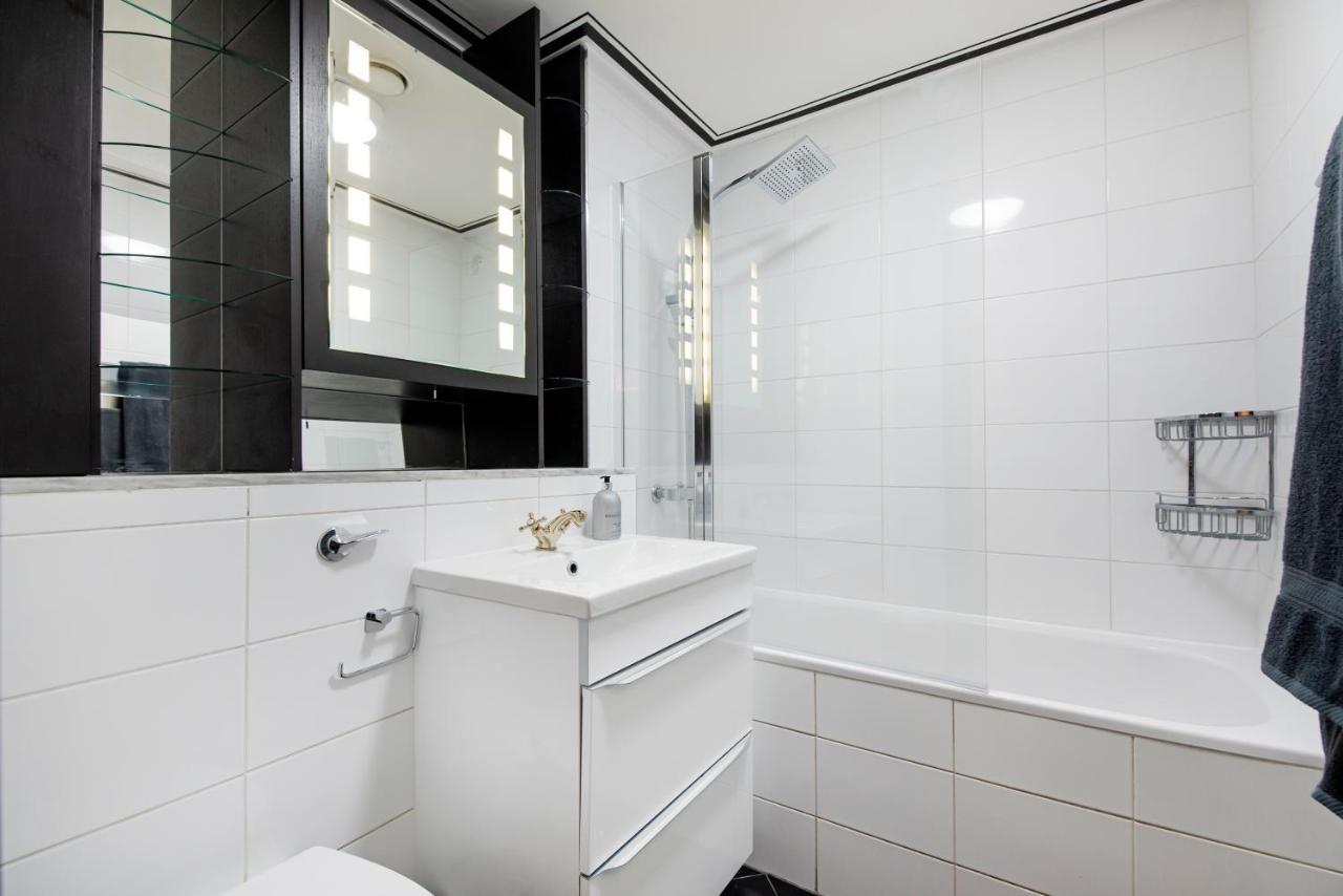 Large And Central 2 Bed London Eksteriør bilde