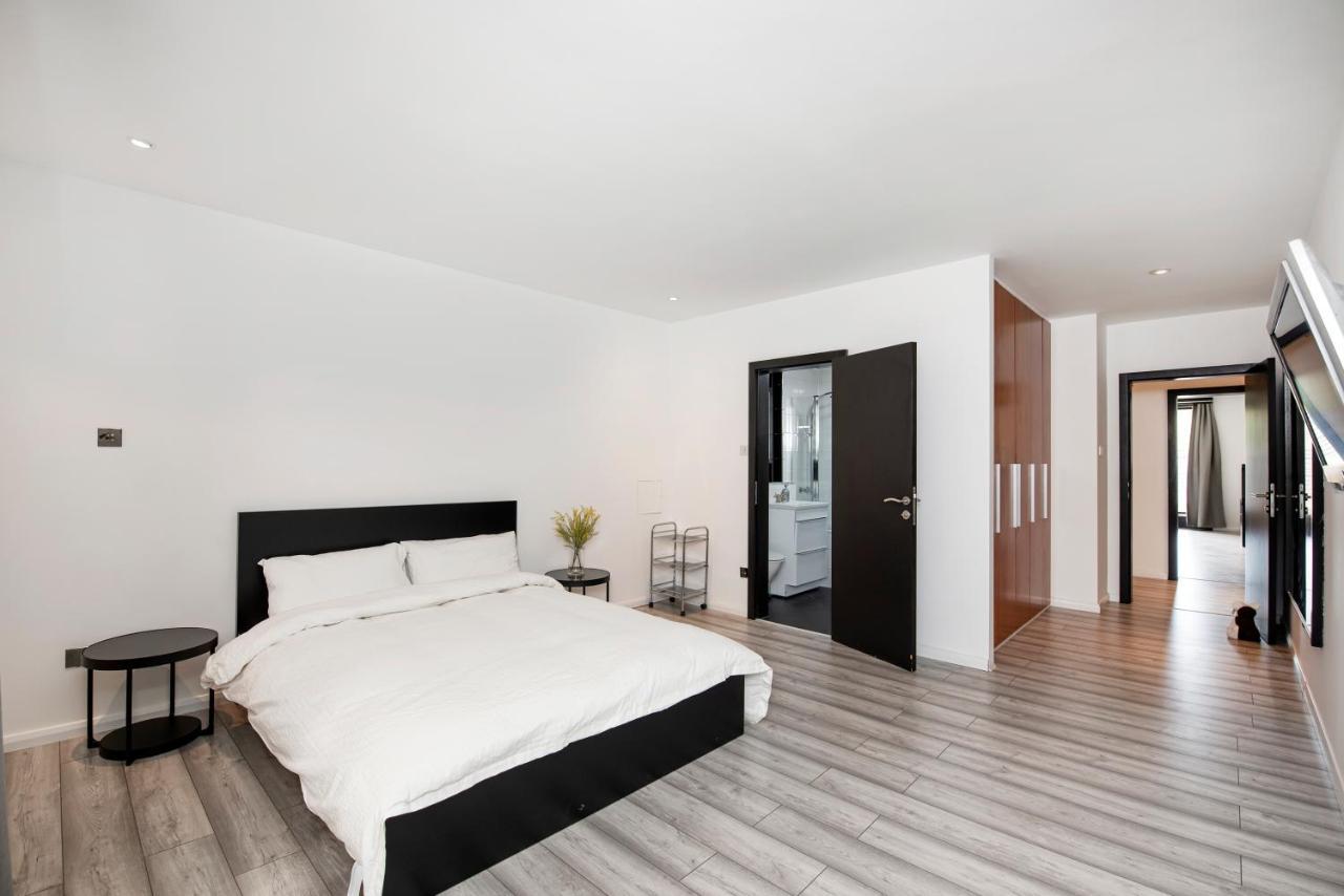 Large And Central 2 Bed London Eksteriør bilde